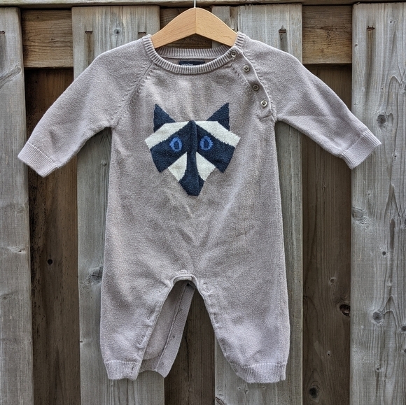 𝅺baby GAP raccoon knit onesie one piece romper - Picture 1 of 5